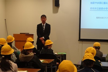 防災体験学習にきた中学生を対象にした「防災講座」